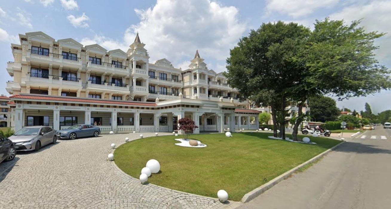 Smokini Beach Apartment Созополь Экстерьер фото
